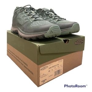 New Womens Keen Hiking Boots
